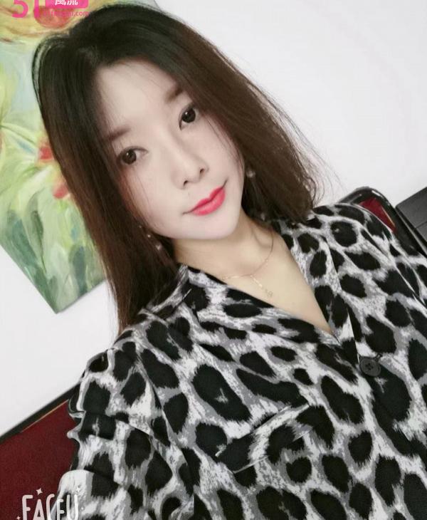 海口可爱妹子