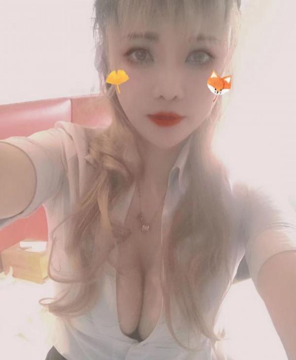 成都东门D奶娘