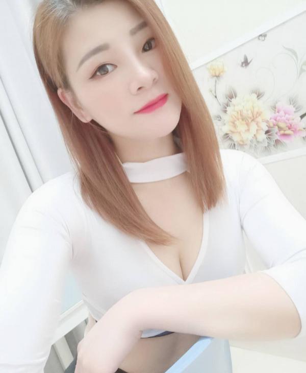 白云区性感妖娆紫菱