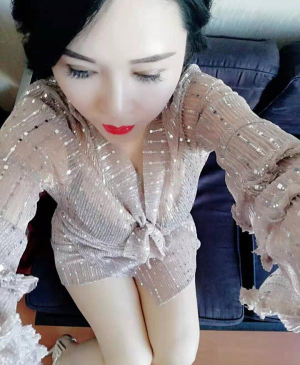 肚皮舞下面绝活少妇