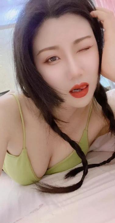 性感大奶骚逼