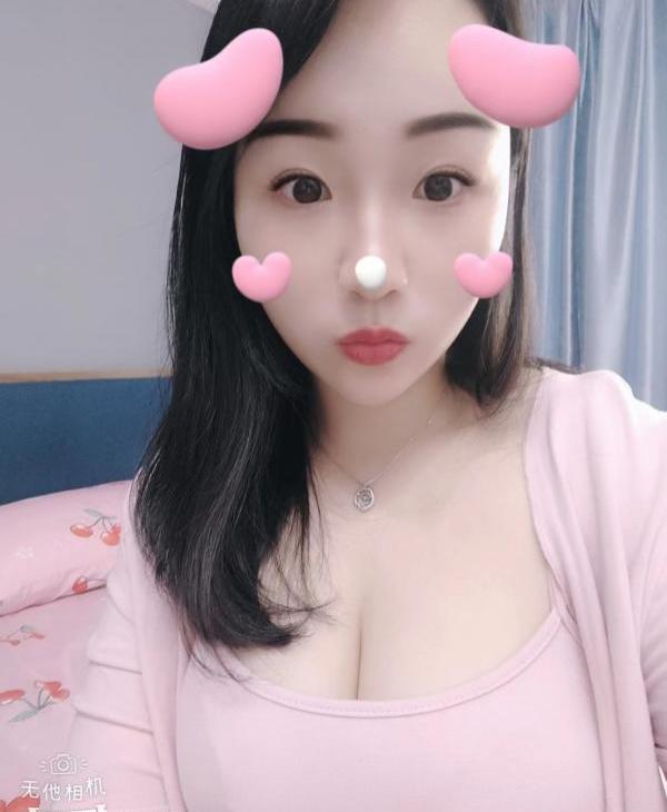 大奶温馨 