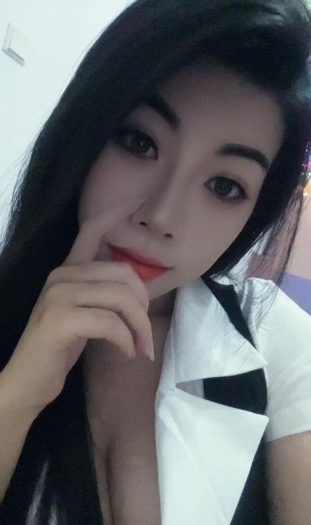 固戍地铁站附近少妇