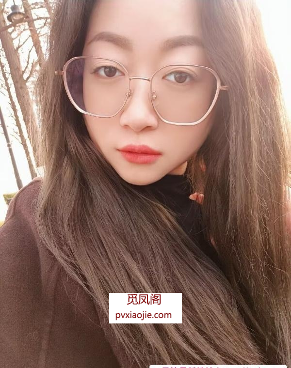 铁机路小嫂子