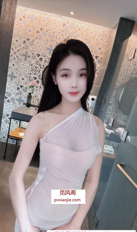清纯舌吻少妇云朵