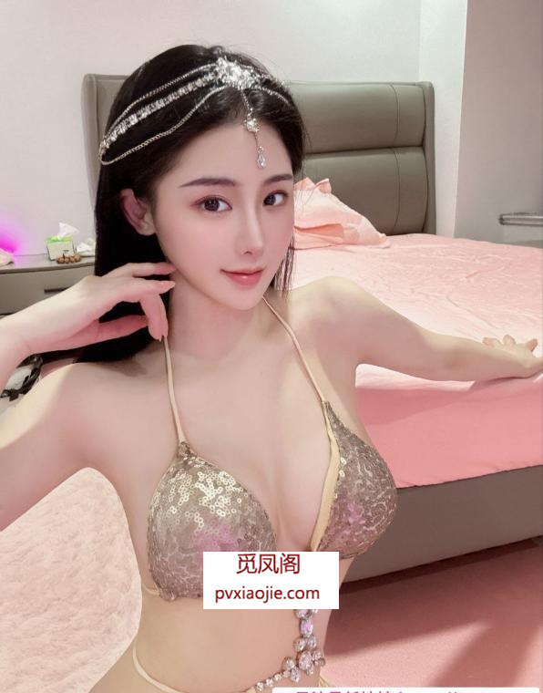 气质绝佳颜值女友