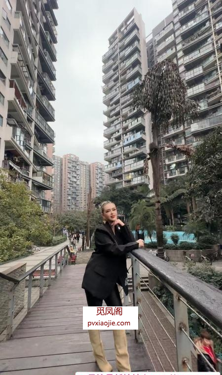 性感红唇米娅