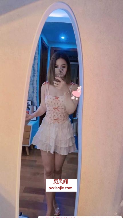 湖塘气质少妇