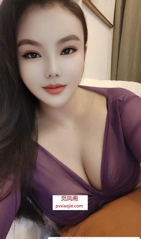 蛇吻服务型大奶大臀