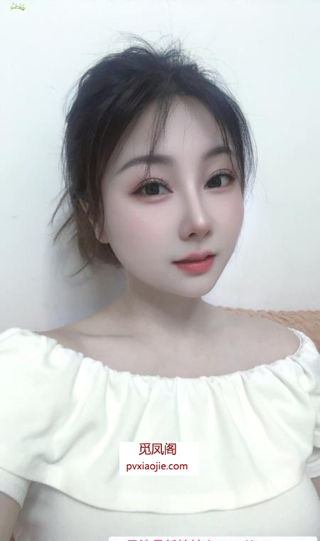 女友感雯雯