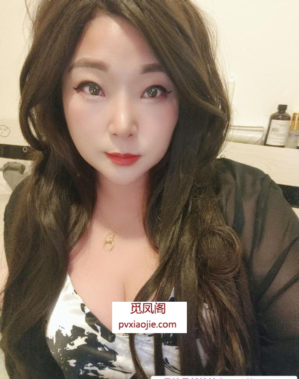 三通骚臀老师