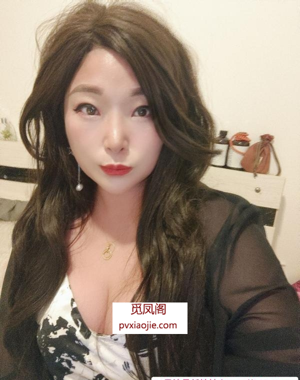 三通骚臀老师
