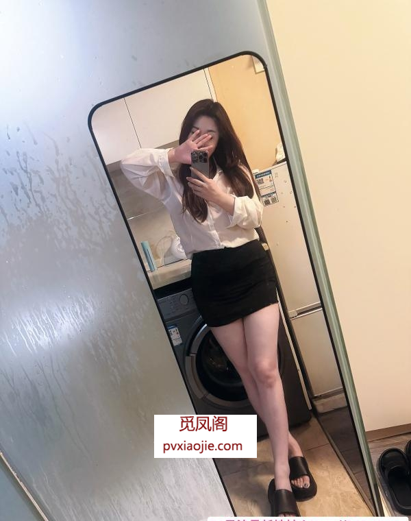 肉感肥臀小骚b