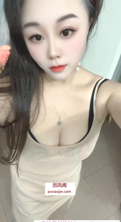 白云风韵骚妇