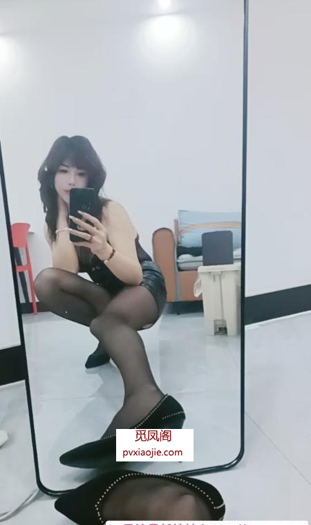 六合风骚熟女