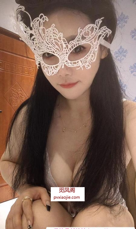 可舌吻69的艳舞女王