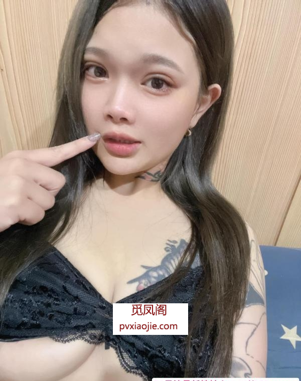 纹身御姐莉莉