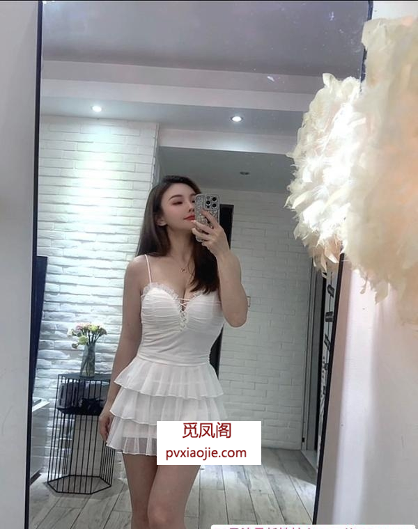 大胸颜值Tina