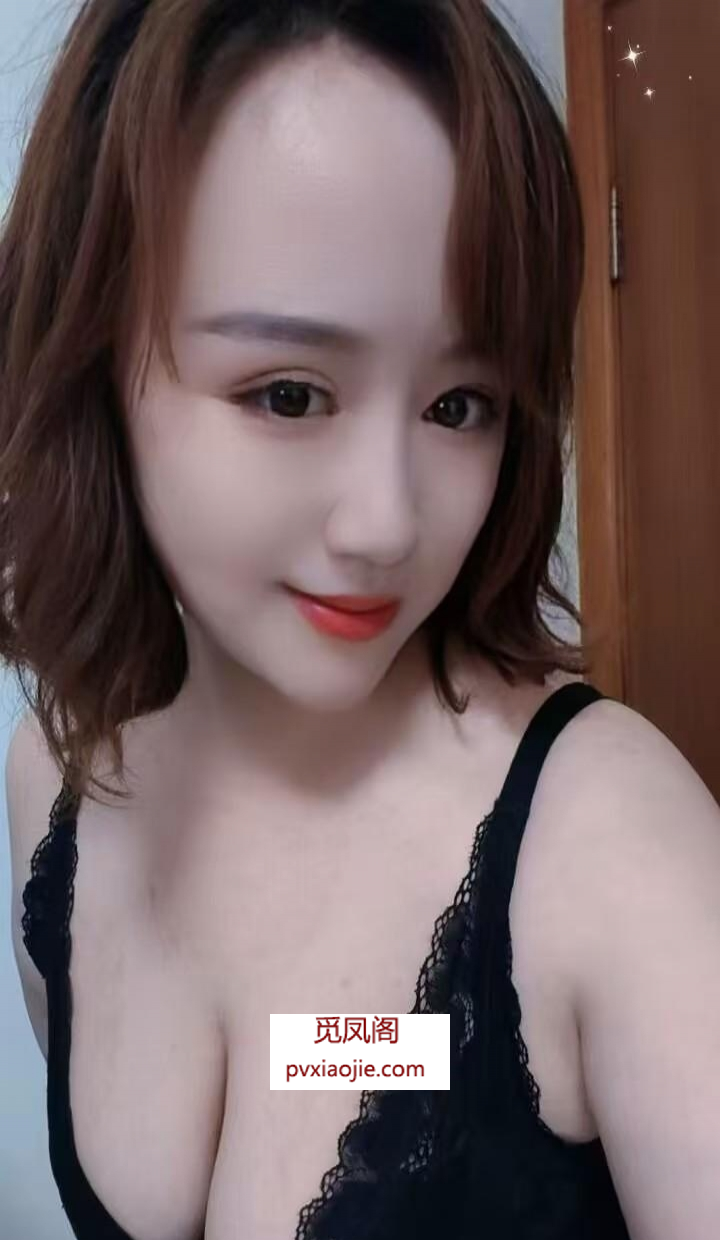 大胸美熟女姐姐