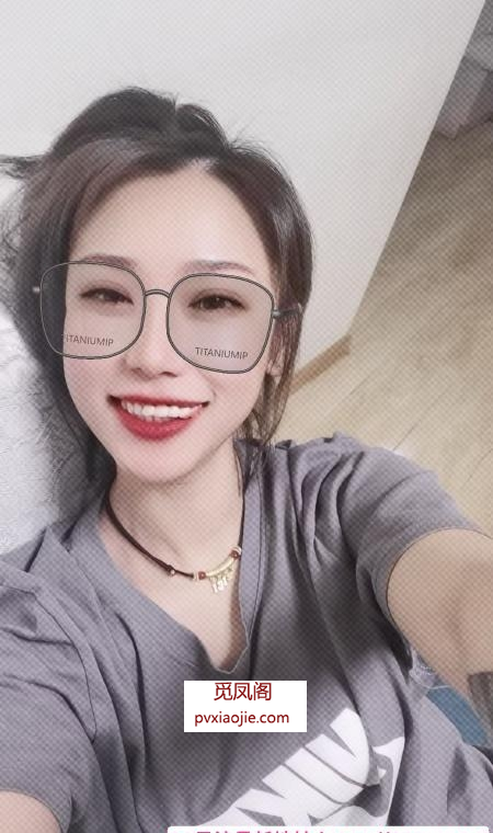 少妇苹果闺蜜双飞