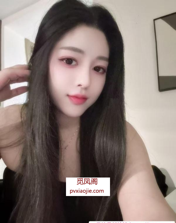 长腿丰满梓琪很有料