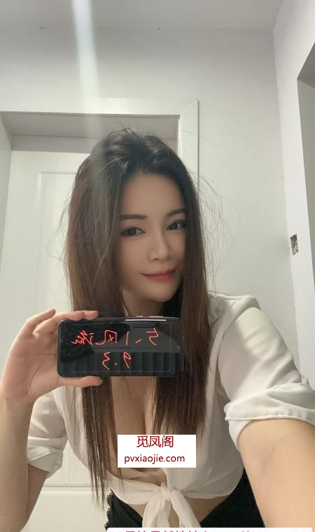 颜值不错的小姐姐