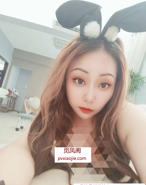 海珠兔女郎小优