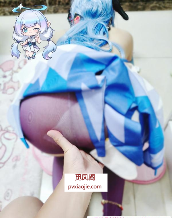 萝莉cos二次元