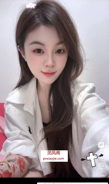 岛内安兜小妞