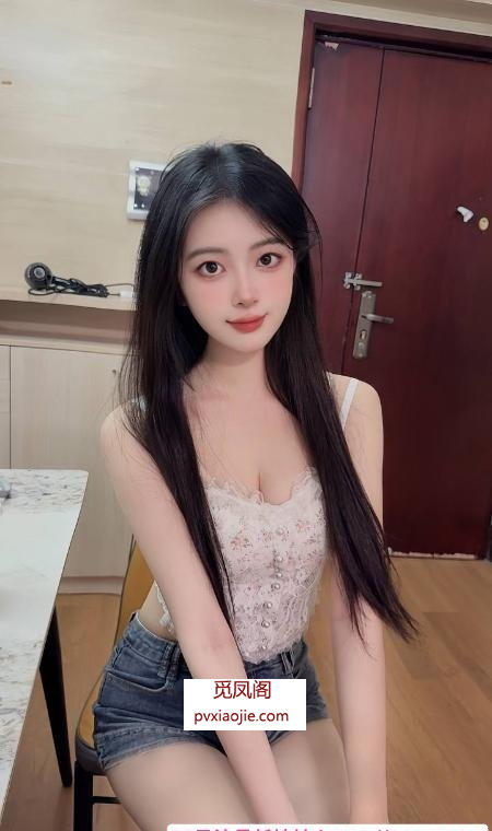 前凸后翘颜值萱萱老师