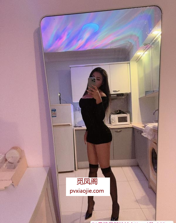 无敌的李小姐