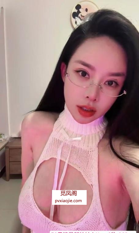 天河性感模特卡丽