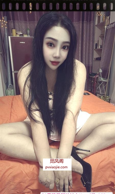 深喉骚妇