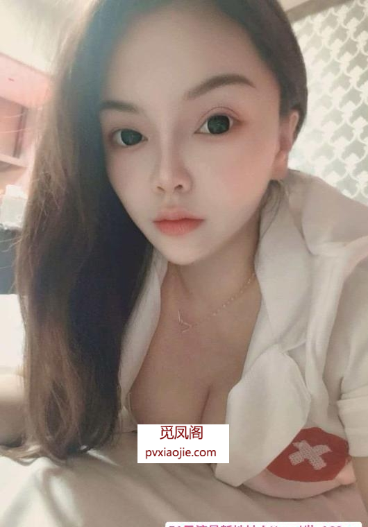 巨乳小叶子