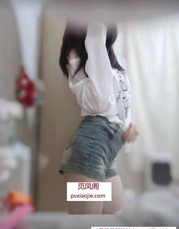 武汉三点粉一线天萌妹