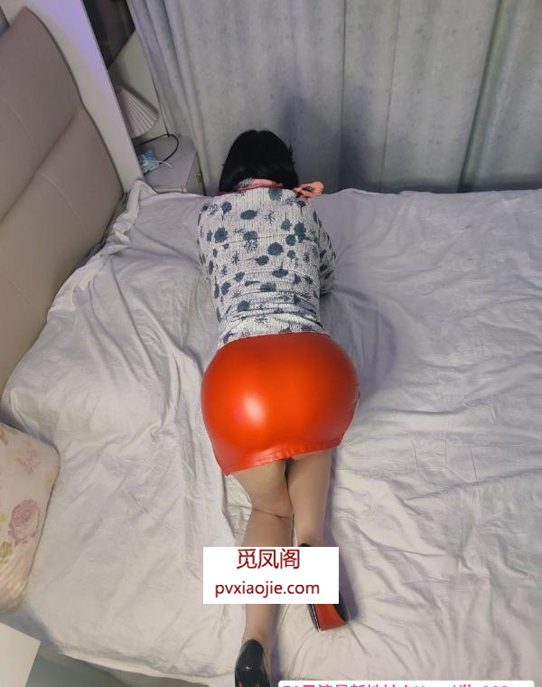 南站大胸老师