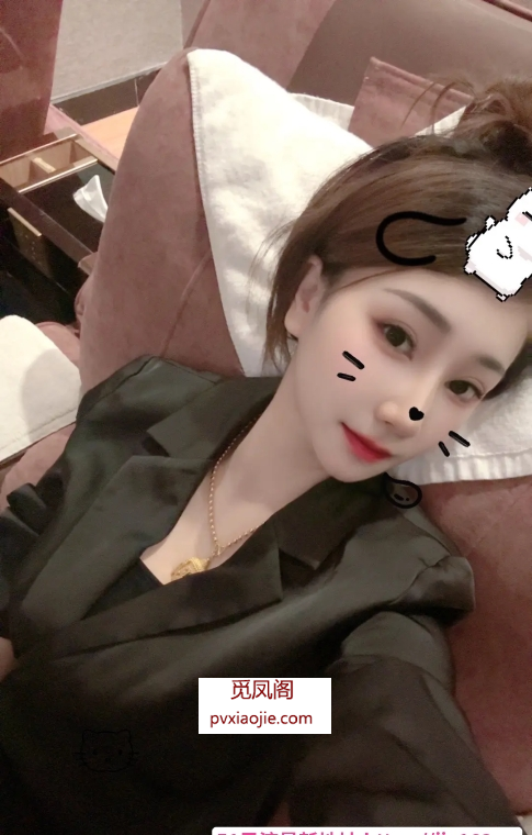 南山清纯小美女