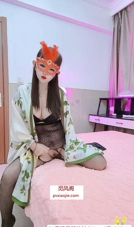 三通大臀少妇