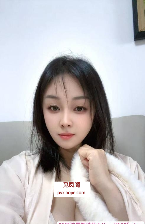 南山白嫩风骚少妇