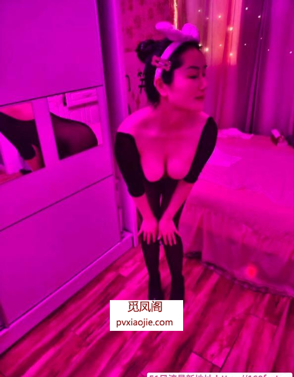 普陀御姐翘臀大长腿