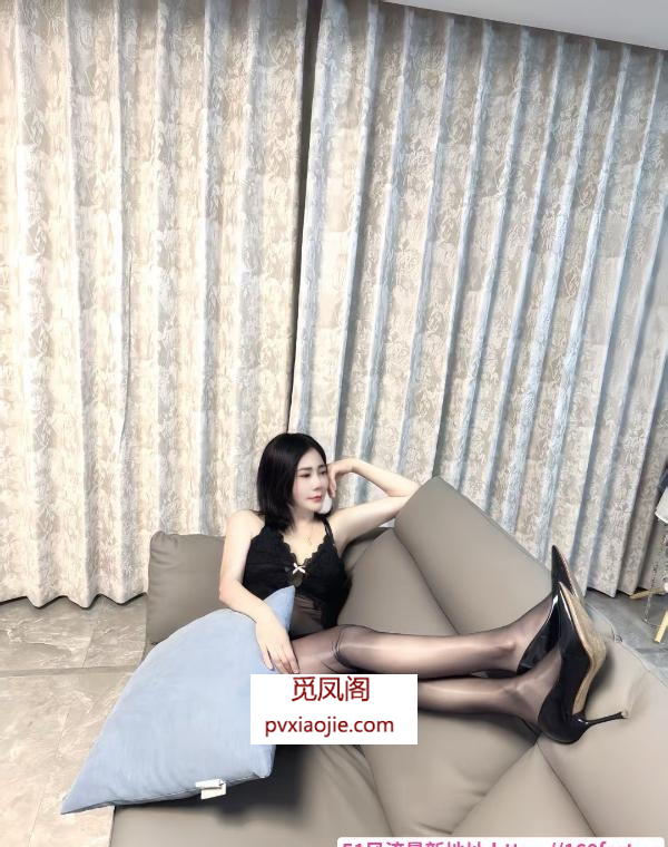 姑苏丝足少妇