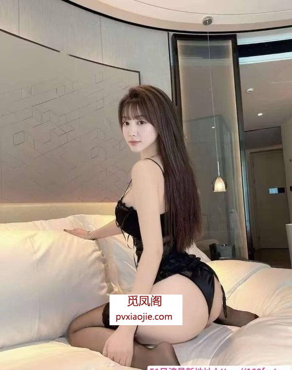 清纯白嫩大长腿青晨