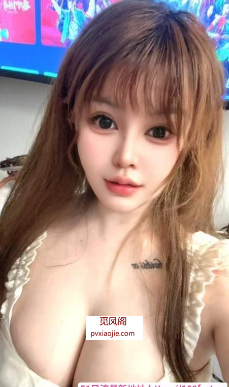 潮喷大胸老师画画
