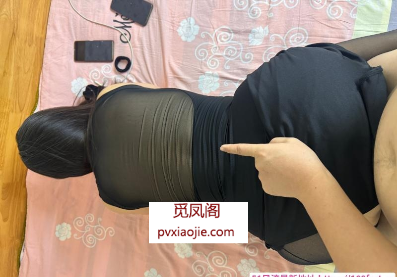 高挑苗条熟女