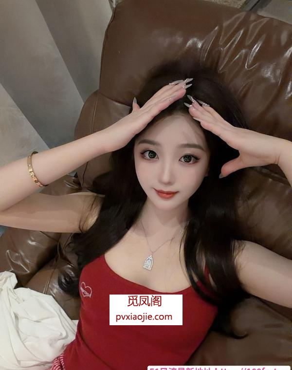 肤白貌美颜值苏苏