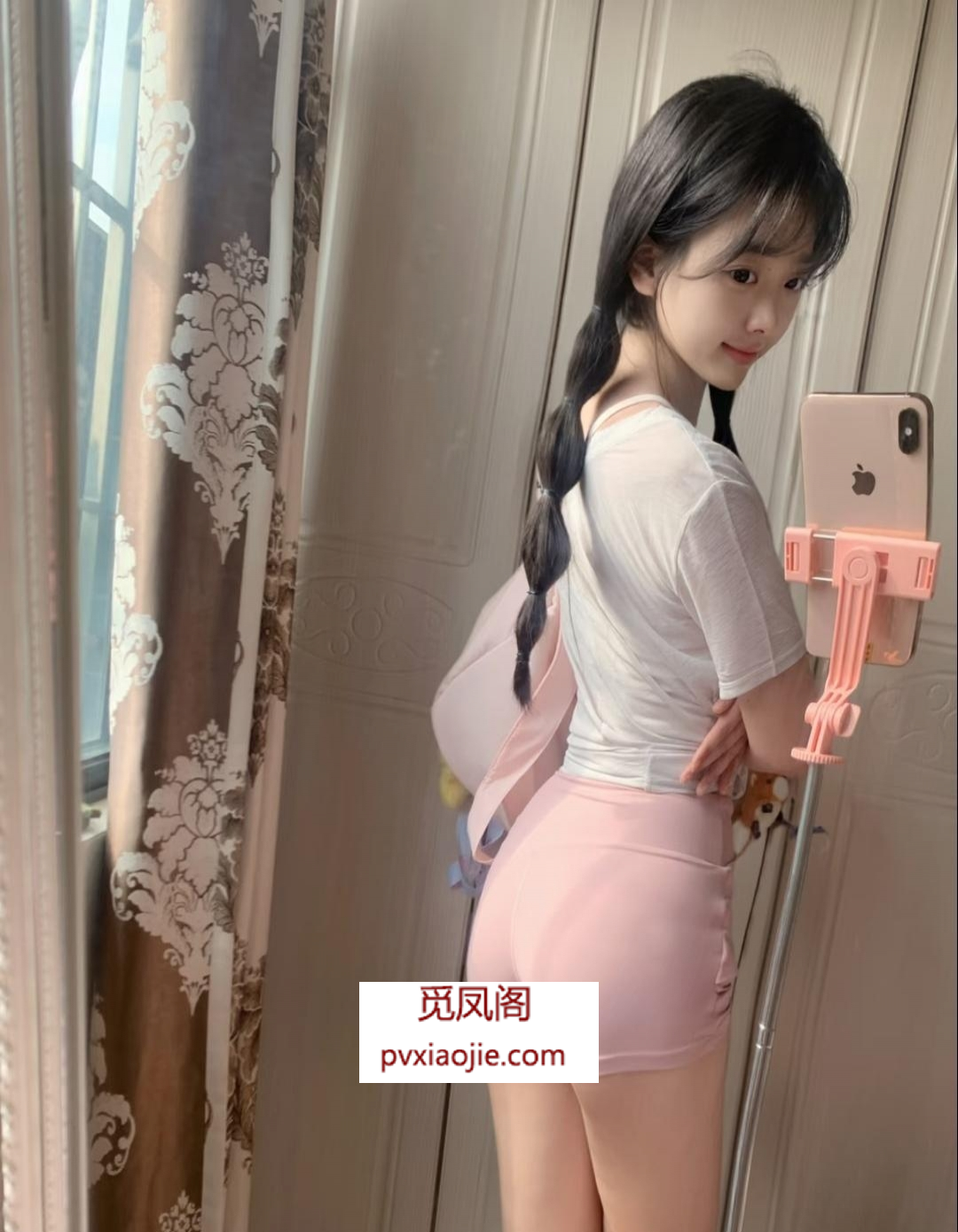 暗藏春色甜美00后下海兼职