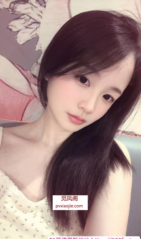 气质大胸嫩妹