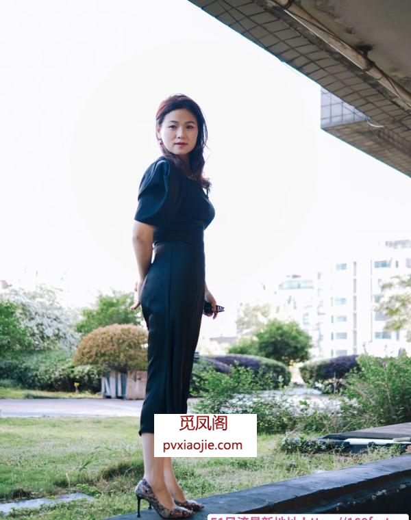 美容店老板娘