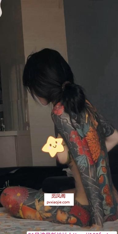 纹身猫猫