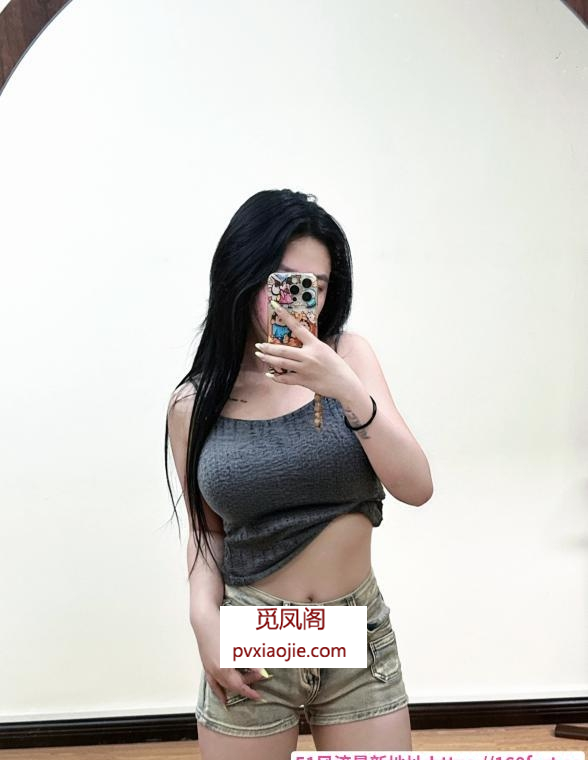 颜值嫩妹小玲珑